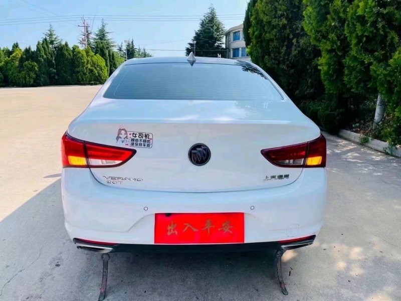 枣庄19年别克威朗5