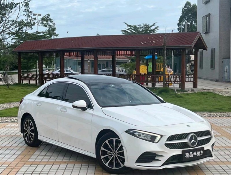 汕头19年奔驰A2