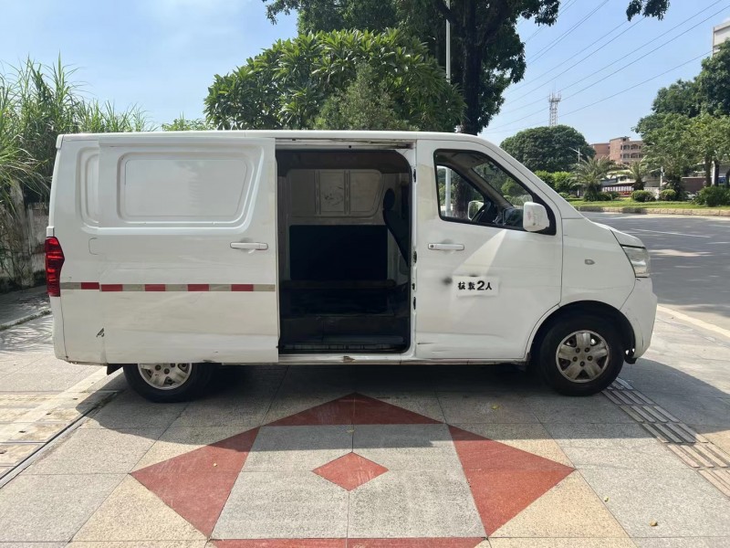 东莞21年长安汽车睿行4