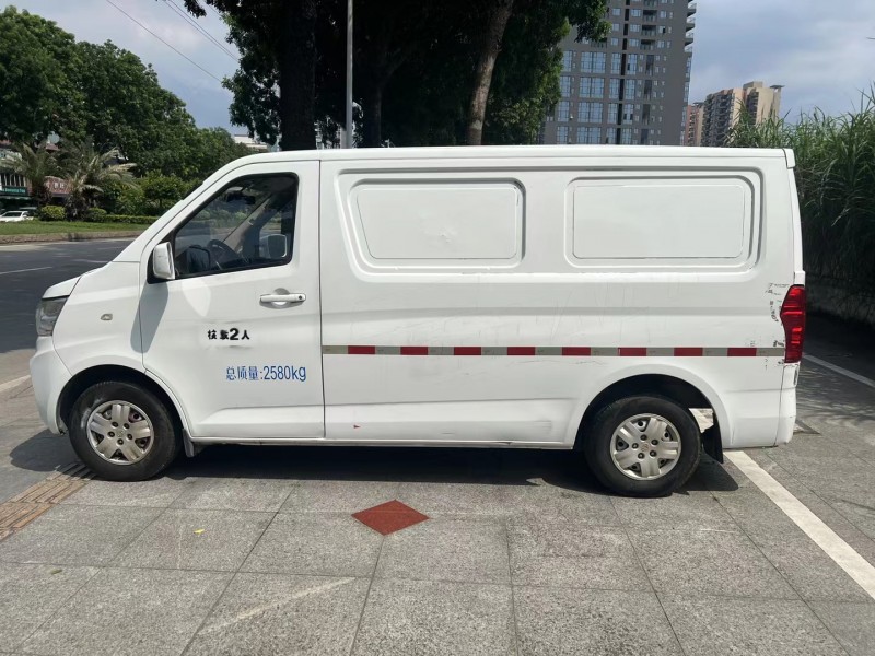 东莞21年长安汽车睿行6