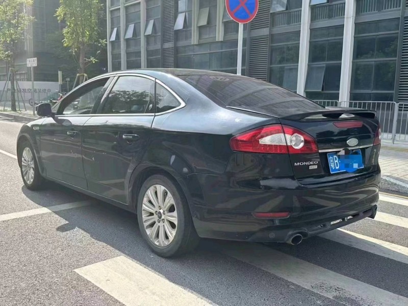 深圳10年福特蒙迪欧-致胜5