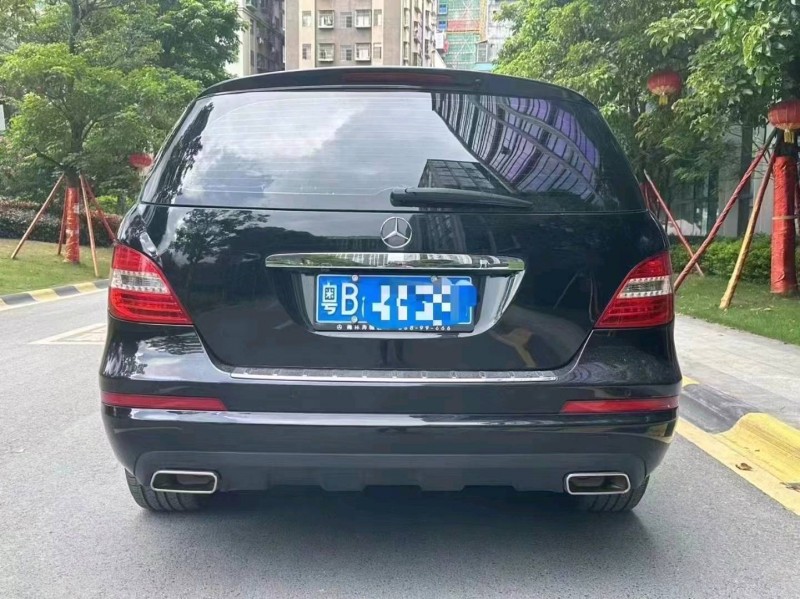 深圳17年奔驰R7