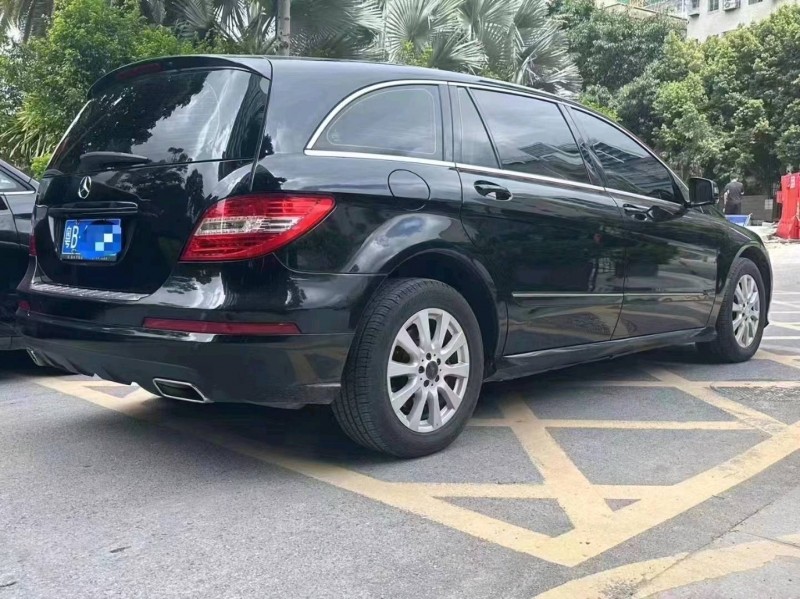 深圳17年奔驰R8