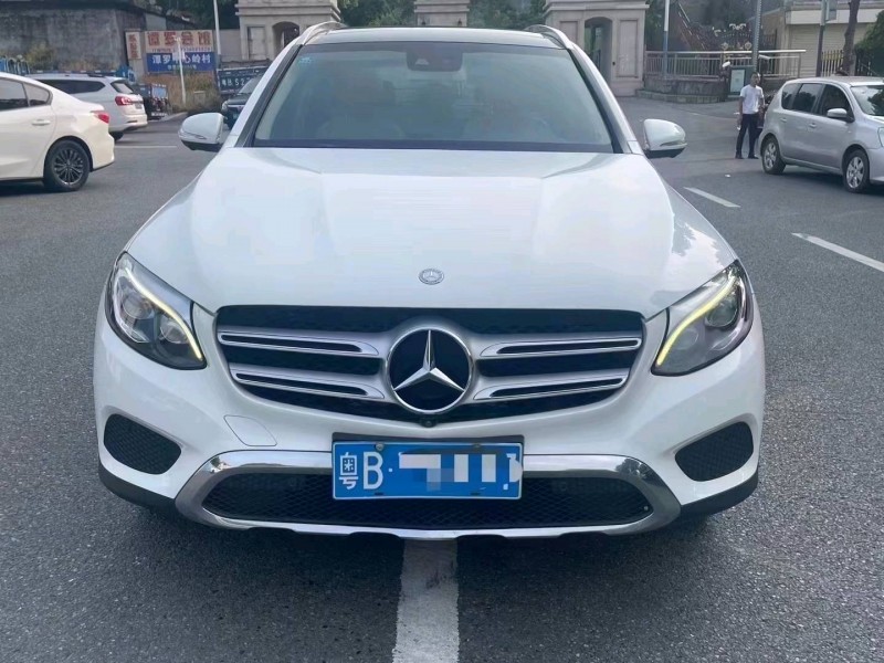 深圳16年奔驰GLC1