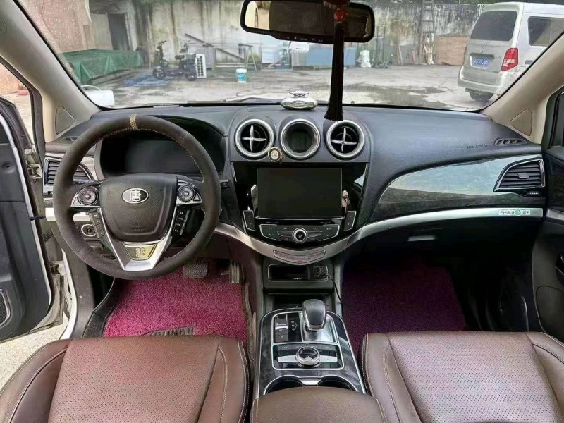 珠海15年比亚迪唐6