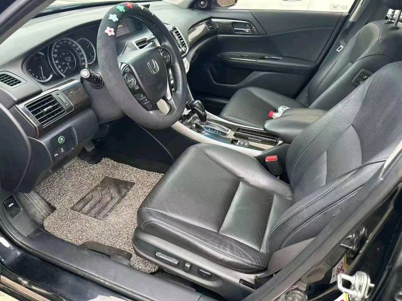 嘉兴15年本田雅阁7