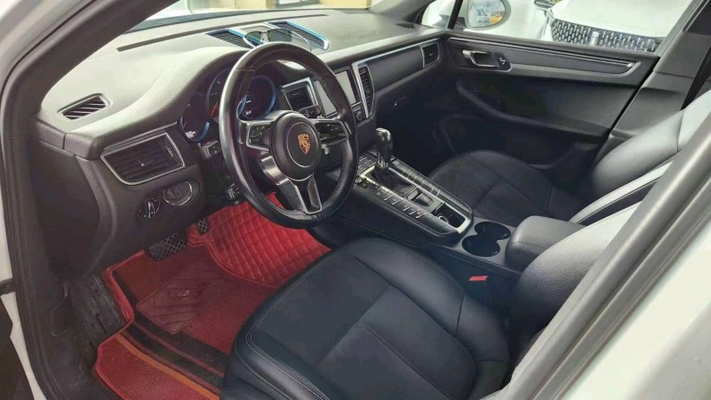 邢台15年保时捷Macan6