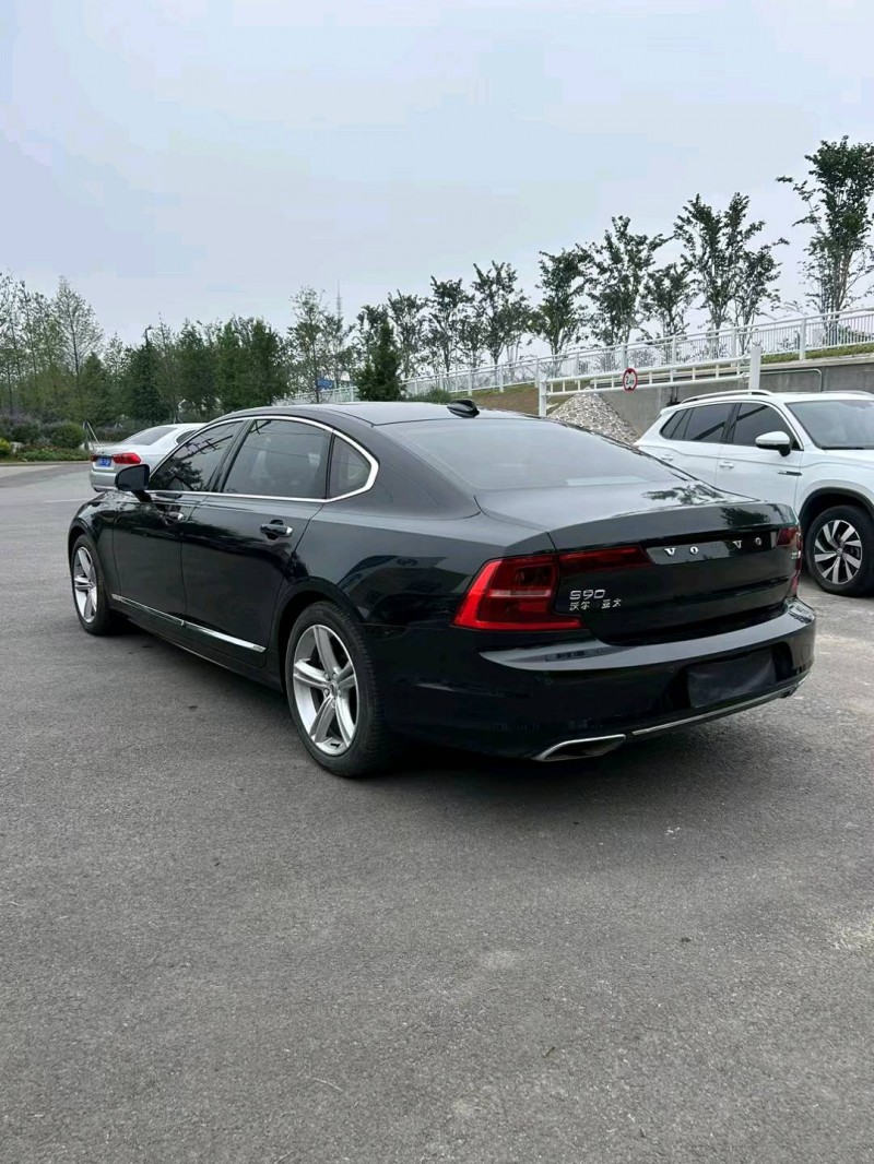 宿迁19年沃尔沃S907