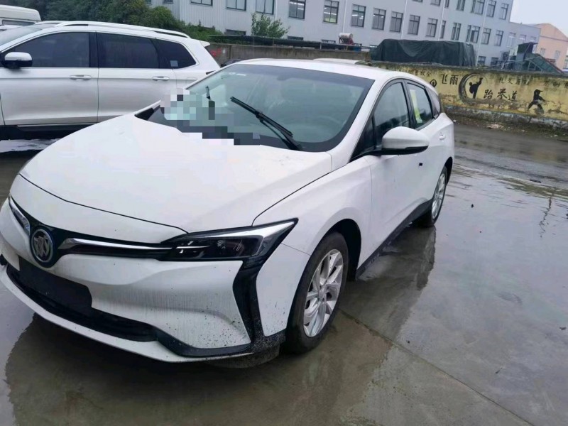 临沂23年别克微蓝1