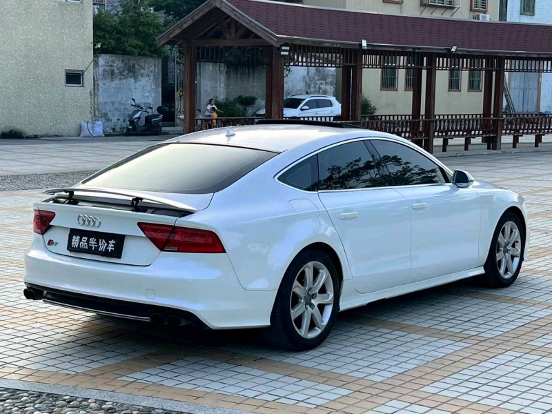 汕头12年奥迪A7L8