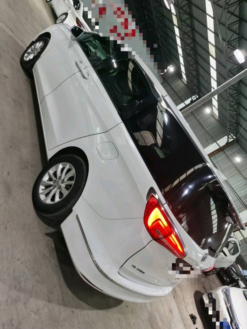 临沂18年别克GL87