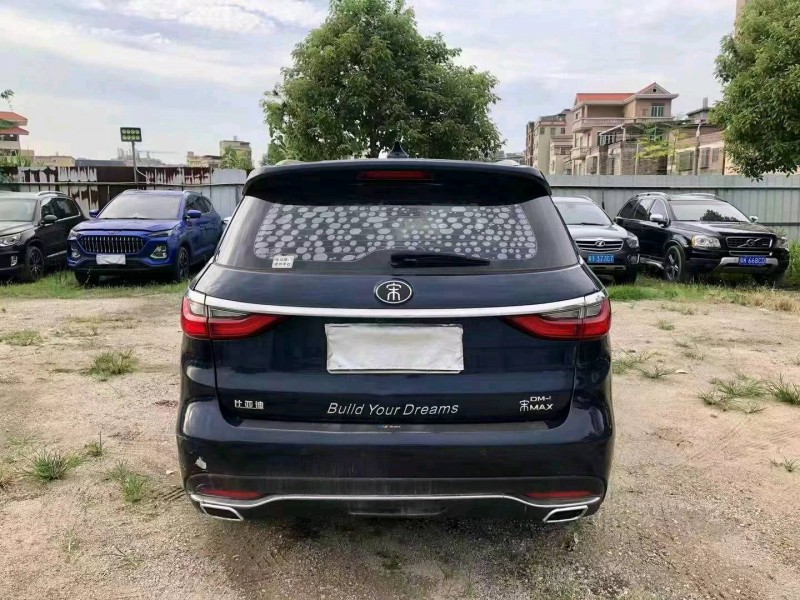 珠海18年比亚迪宋3