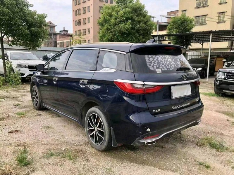 珠海18年比亚迪宋6