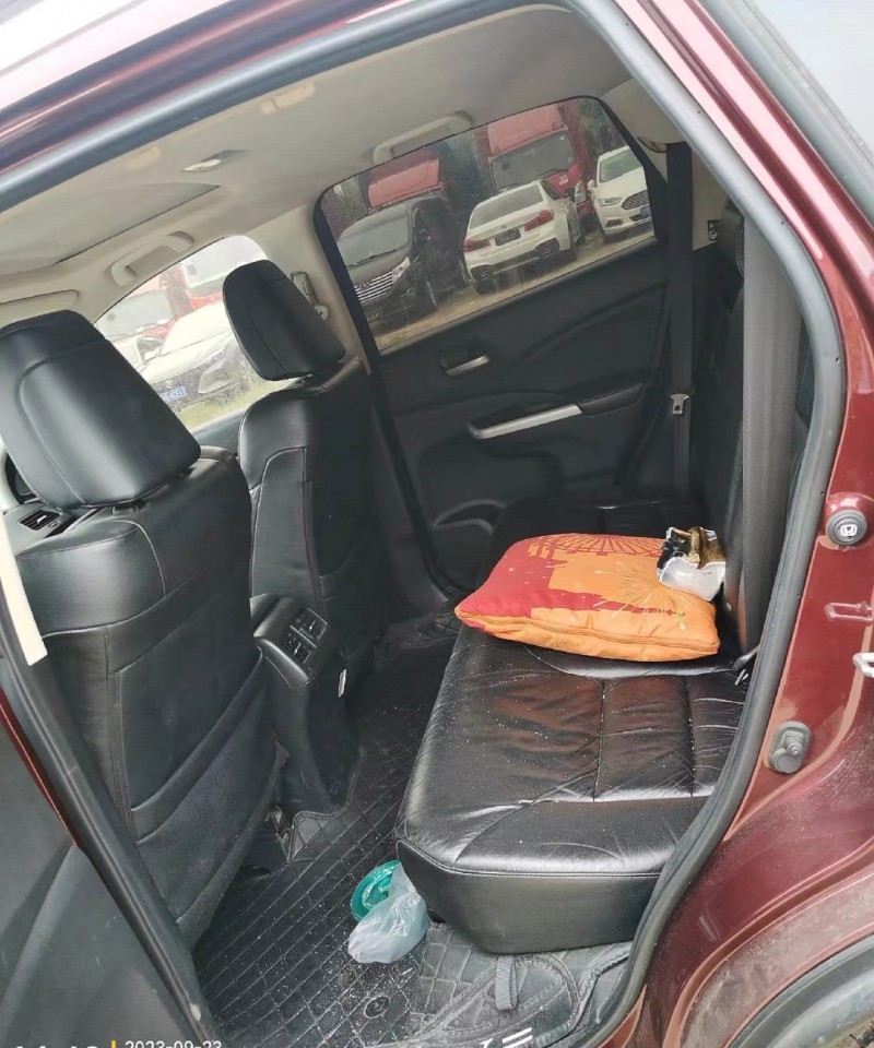 青岛15年本田CRV6