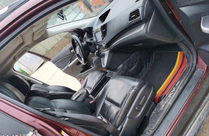 青岛15年本田CRV7