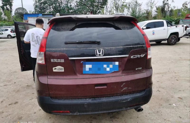 青岛15年本田CRV8