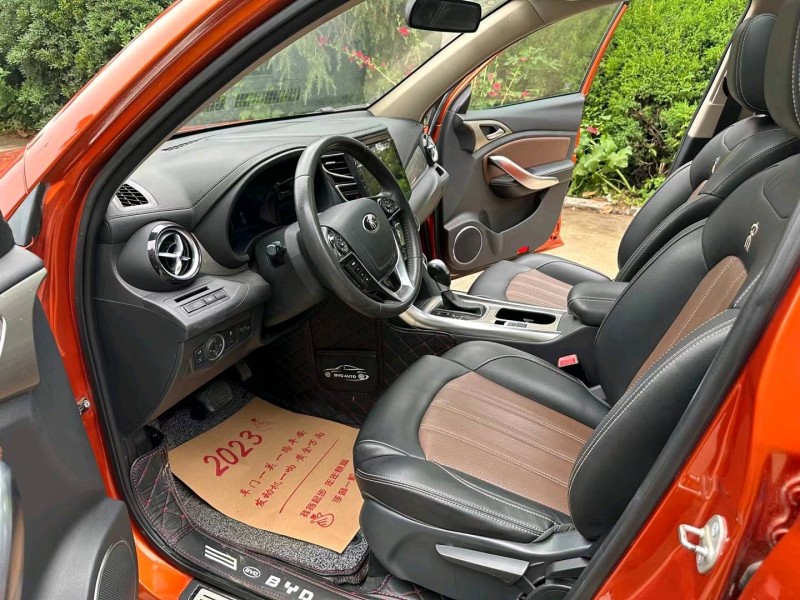 徐州17年比亚迪宋4