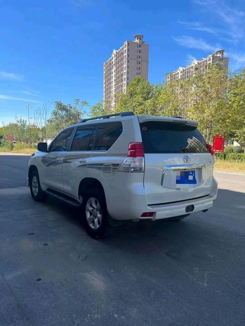 邯郸10年丰田普拉多7