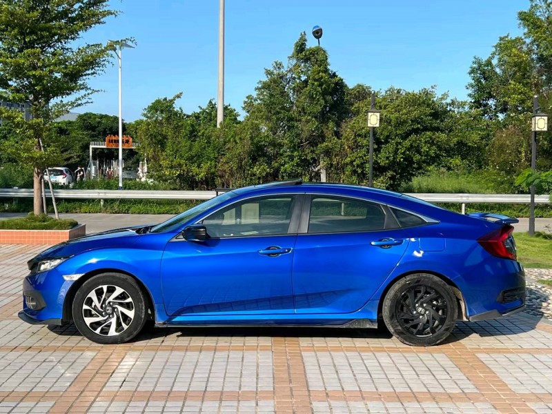 汕头18年本田思域3