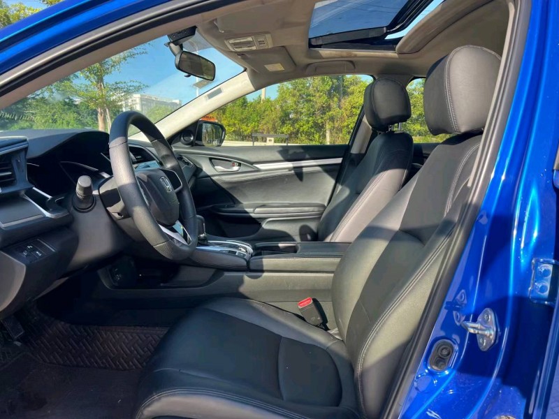 汕头18年本田思域4