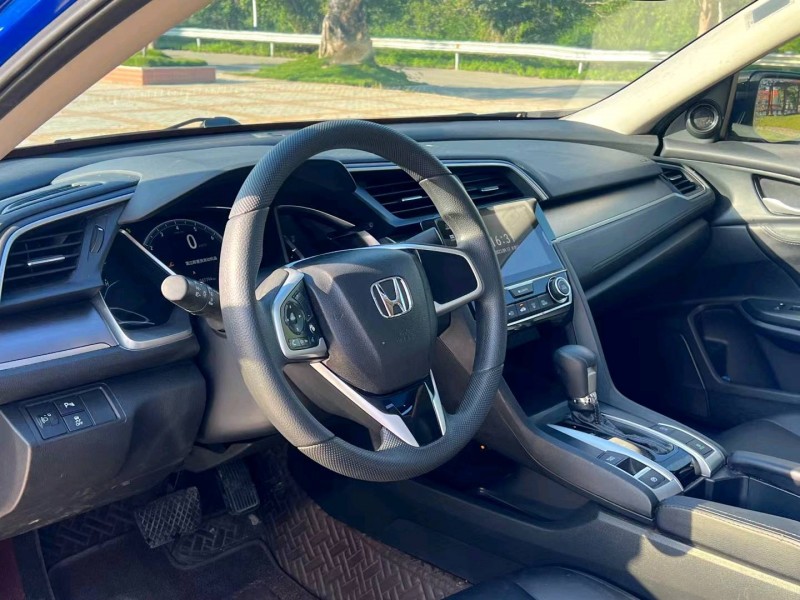 汕头18年本田思域5