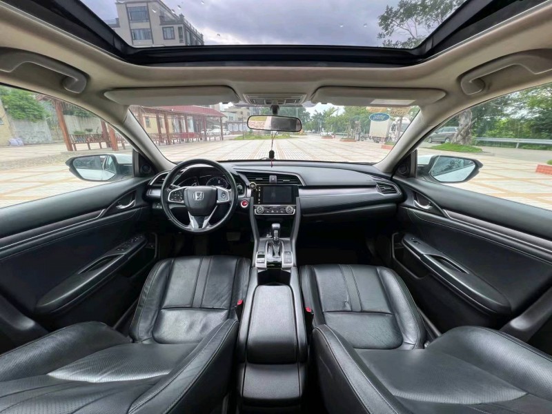 汕头18年本田思域7