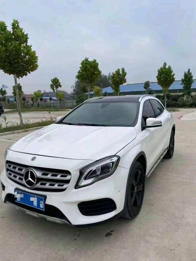 枣庄20年奔驰GLA3