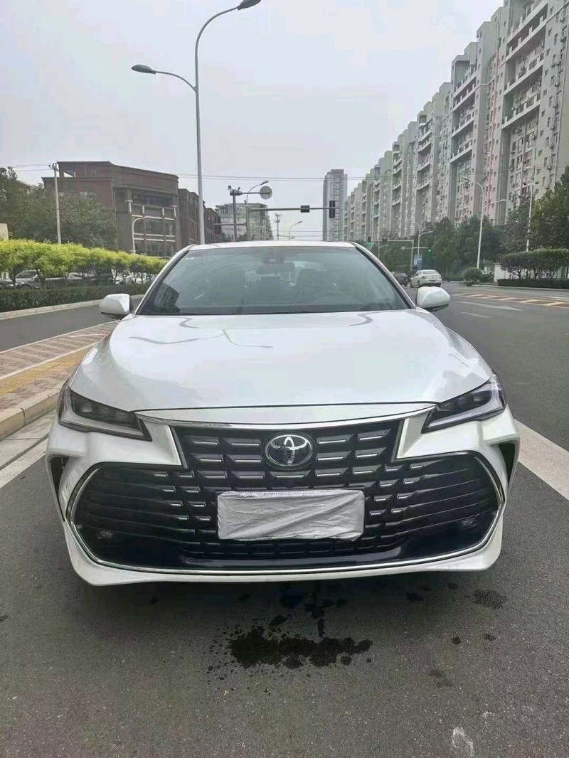 邯郸22年丰田亚洲龙1