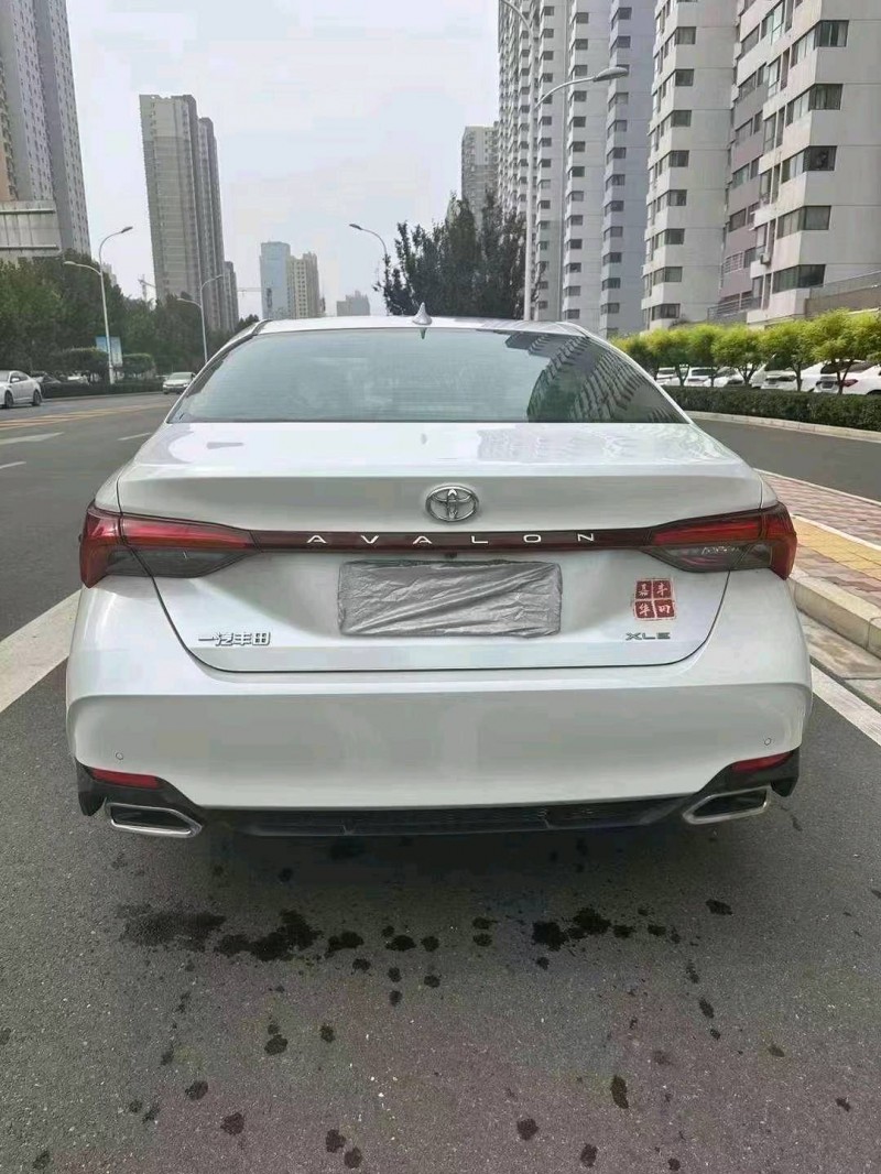 邯郸22年丰田亚洲龙9