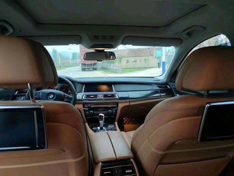 济南13年宝马7系6