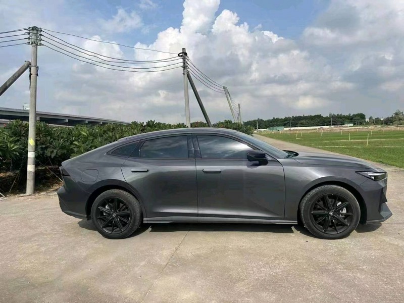 东营23年长安汽车UNI-V3