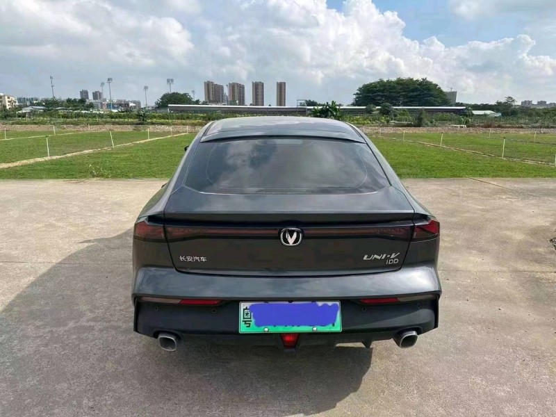 东营23年长安汽车UNI-V9