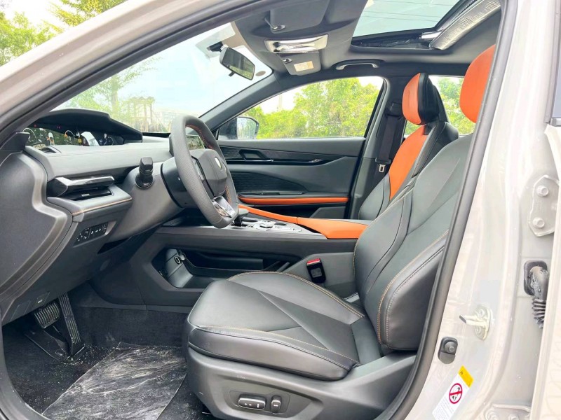 汕头23年长安汽车UNI-V4