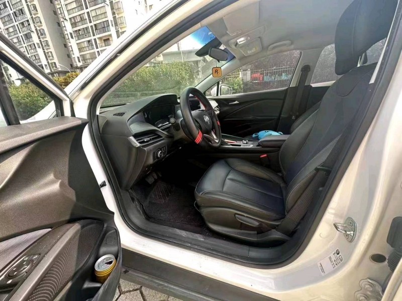 枣庄23年别克velite67