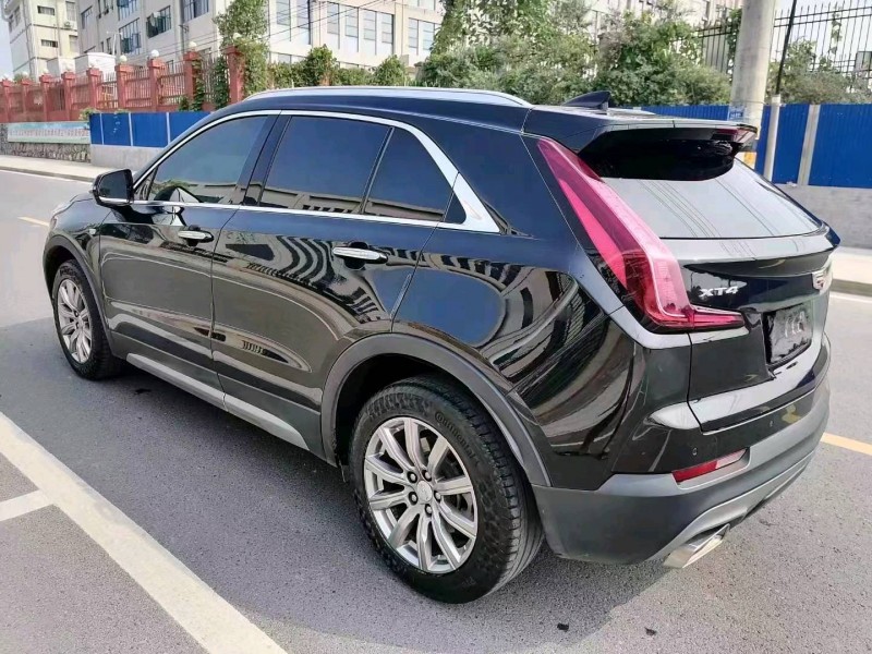 邯郸20年凯迪拉克XT48