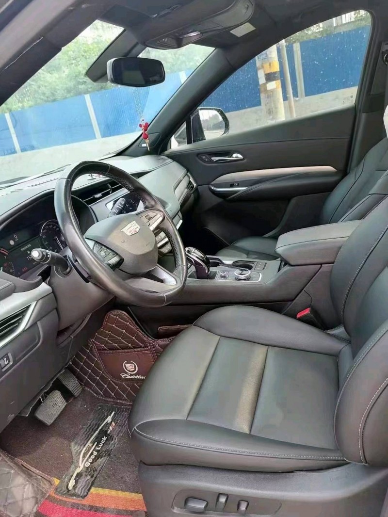 邯郸20年凯迪拉克XT49