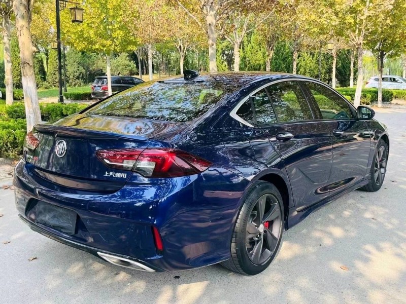 聊城19年别克君威5