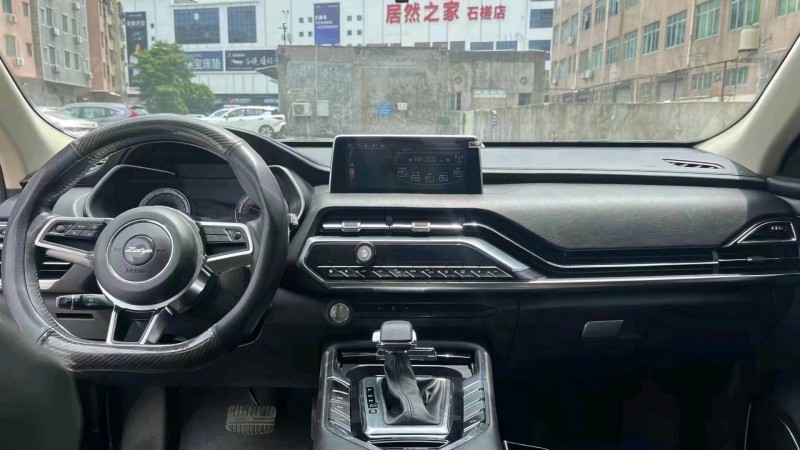 广州18年众泰T5008