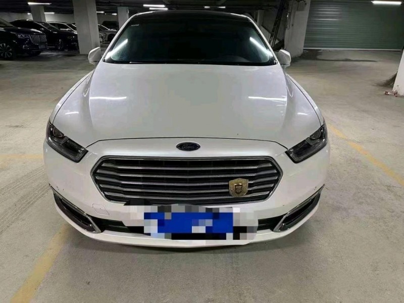 六盘水17年福特金牛座1