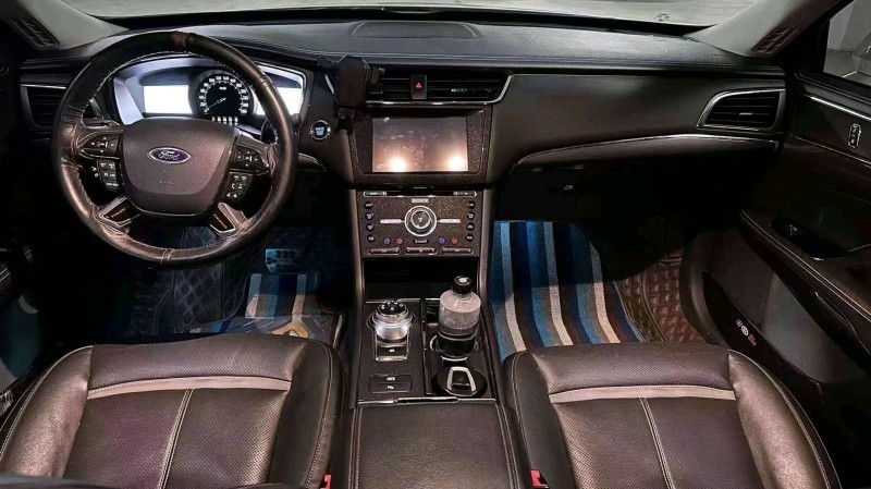 六盘水17年福特金牛座8