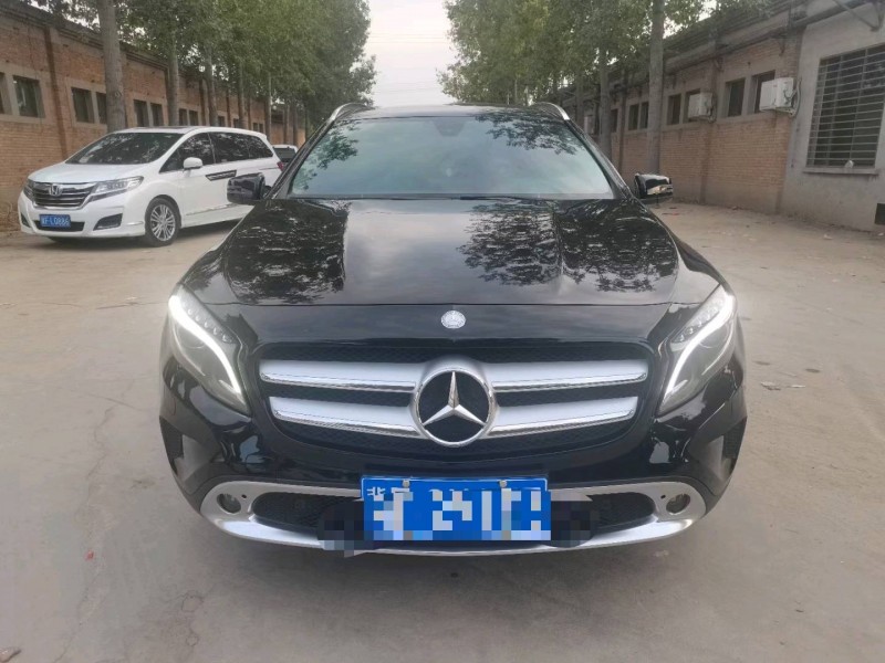 保定16年奔驰GLA1