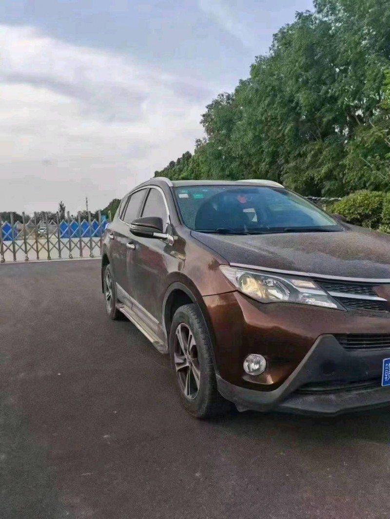 枣庄15年丰田RAV4荣放4