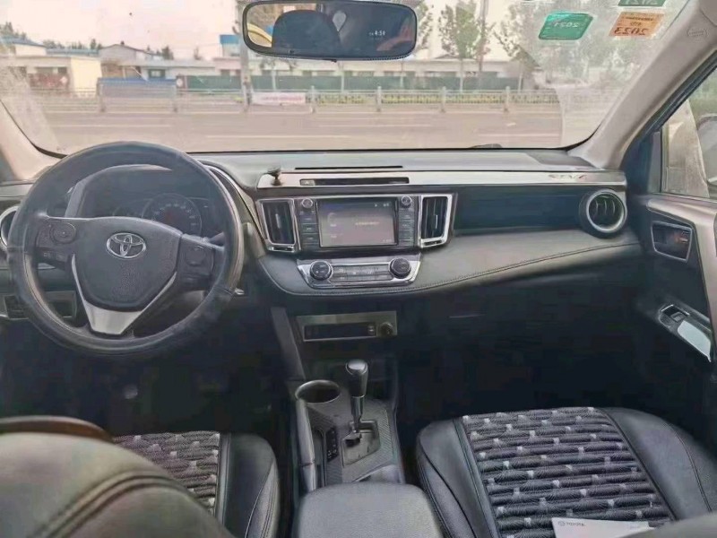 枣庄15年丰田RAV4荣放9