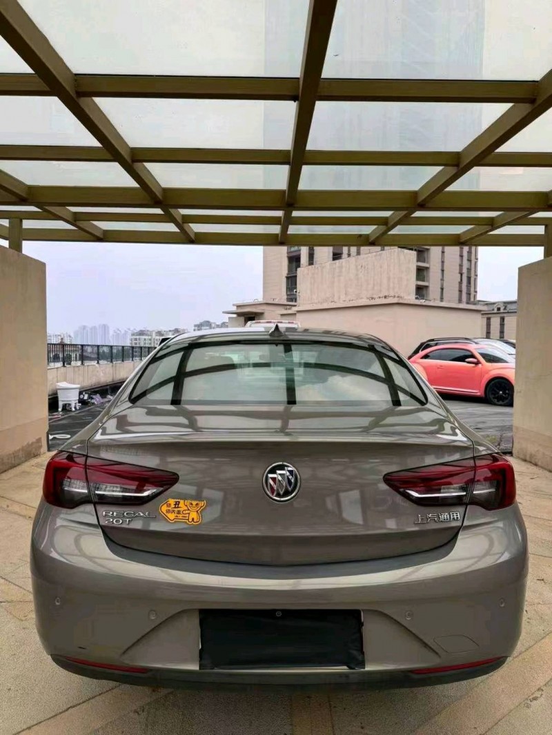 徐州18年别克君威2