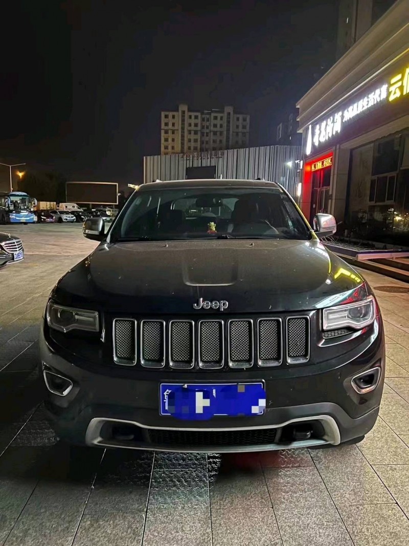 淄博16年Jeep大切诺基1