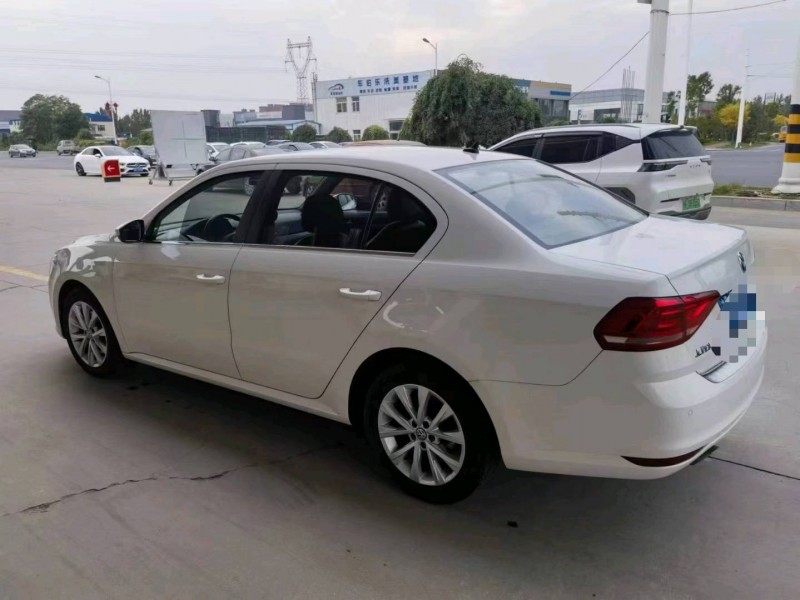 保定18年大众朗逸5