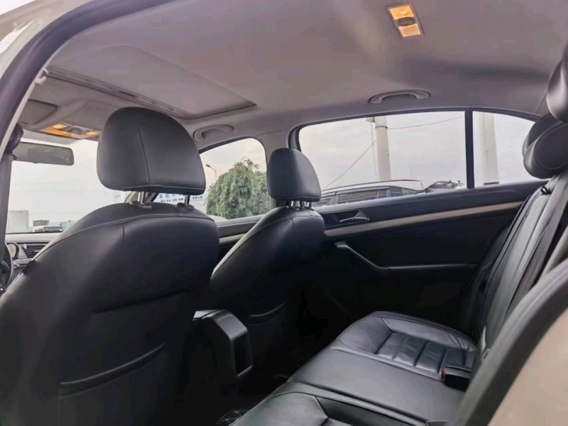 保定18年大众朗逸8