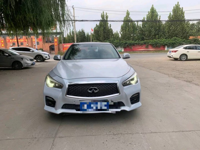 保定15年英菲尼迪Q501