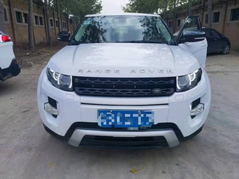 保定13年路虎极光1