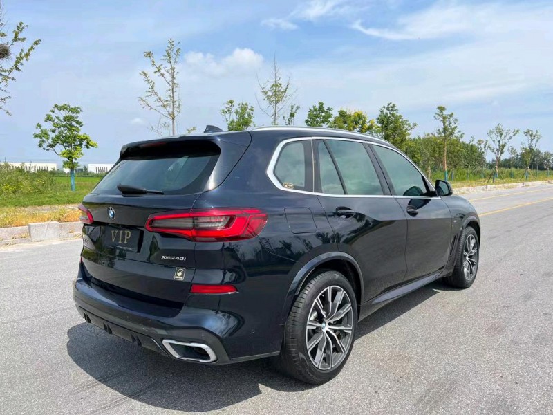 盐城19年宝马X59